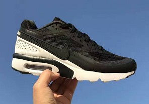 動感生活，品質隨行 精品休閑運動鞋與正品運動服，守護您的每一步